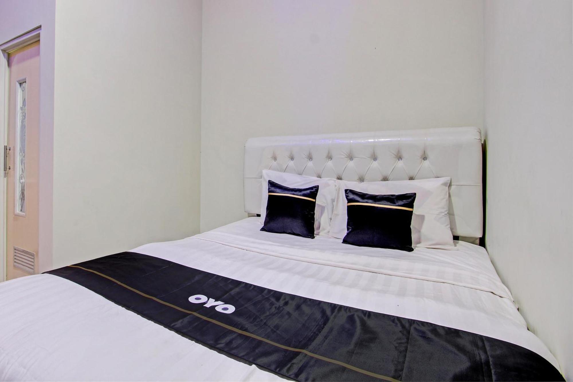 Capital O 93244 Angkasa Hotel