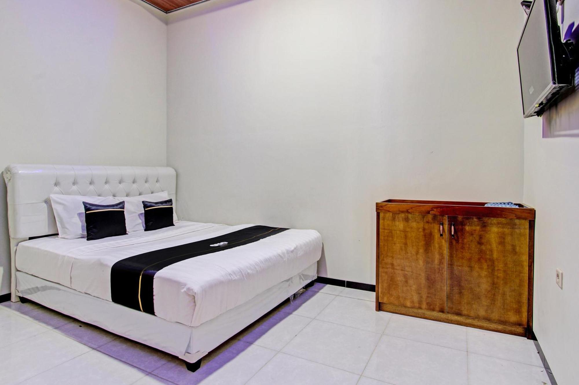 Hotel Capital O 93244 Angkasa